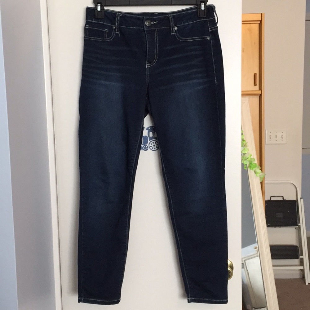 Dark Washed Blue Jeggings
